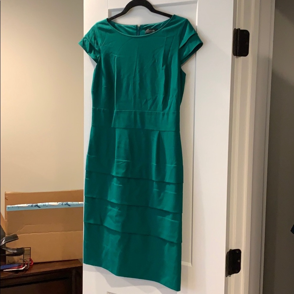 Tahari Green Cap Sleeve Dress